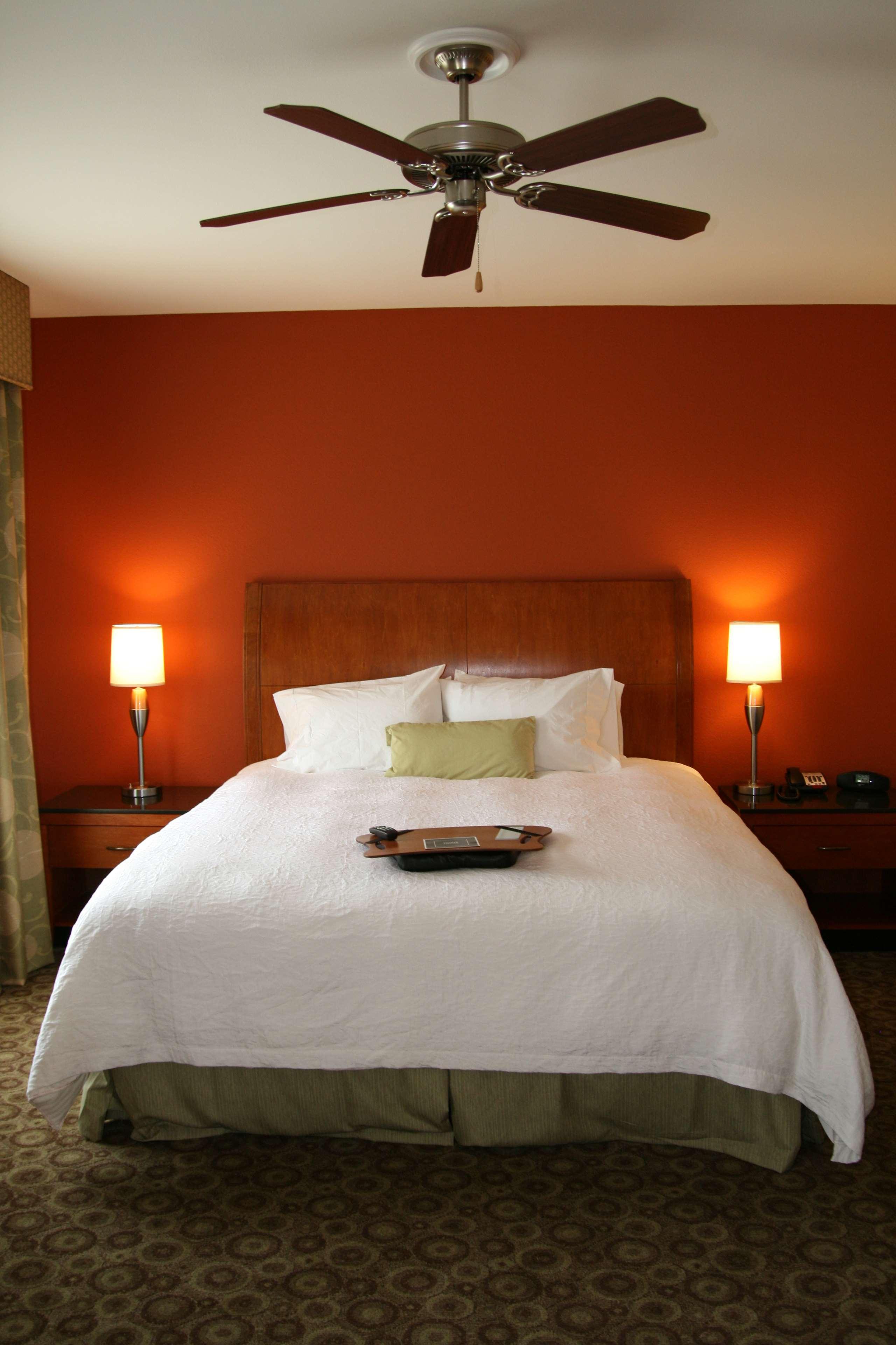 Hampton Inn & Suites Buffalo Quarto foto