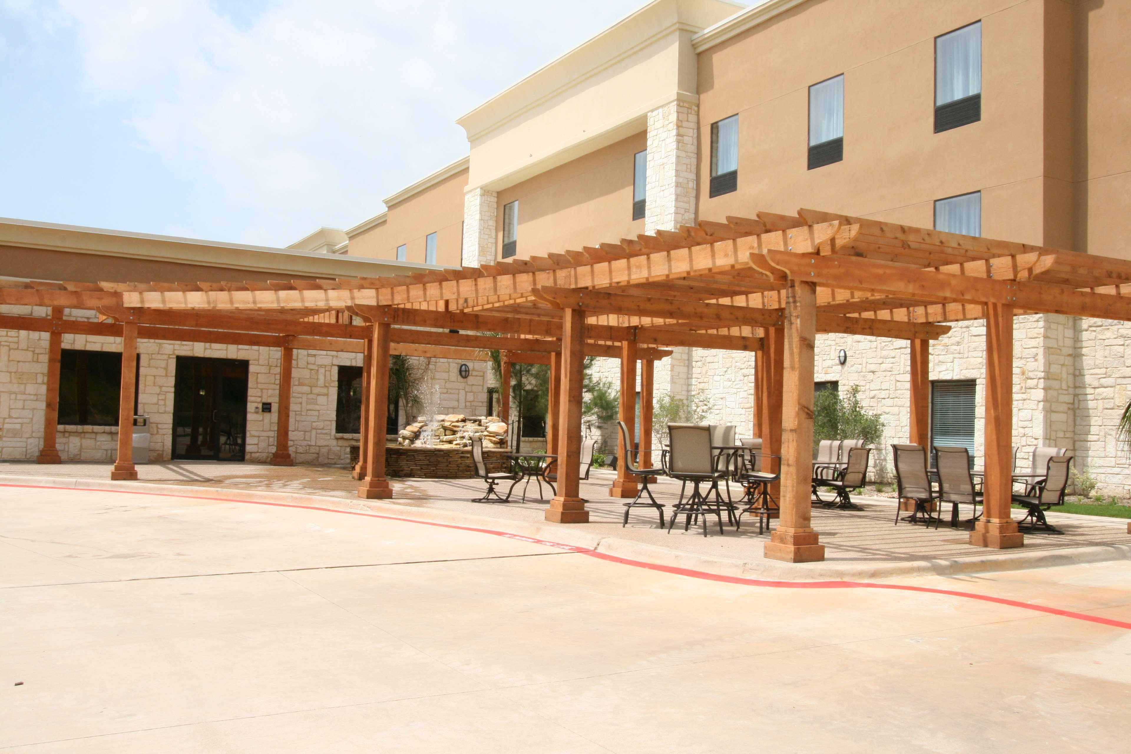 Hampton Inn & Suites Buffalo Exterior foto