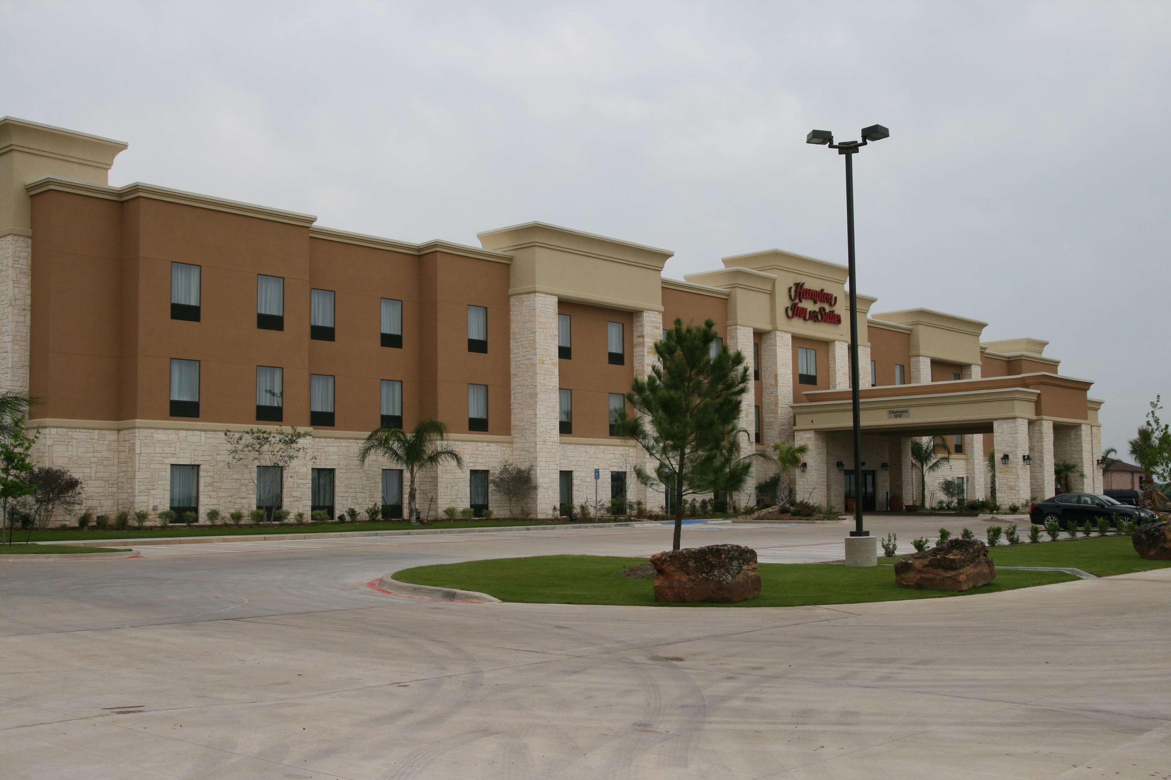 Hampton Inn & Suites Buffalo Exterior foto